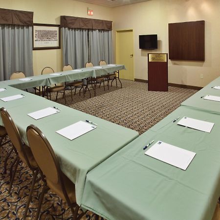 Hotel Wingate By Wyndham Waynesboro Exterior foto