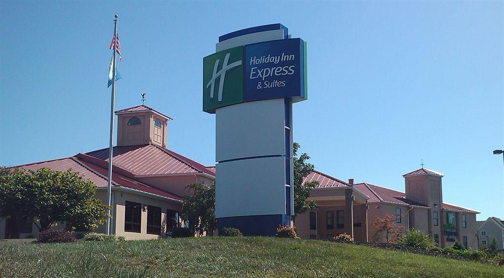 Hotel Wingate By Wyndham Waynesboro Exterior foto